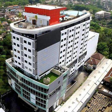 Indoluxe Hotel Jogjakarta Melati Exterior foto