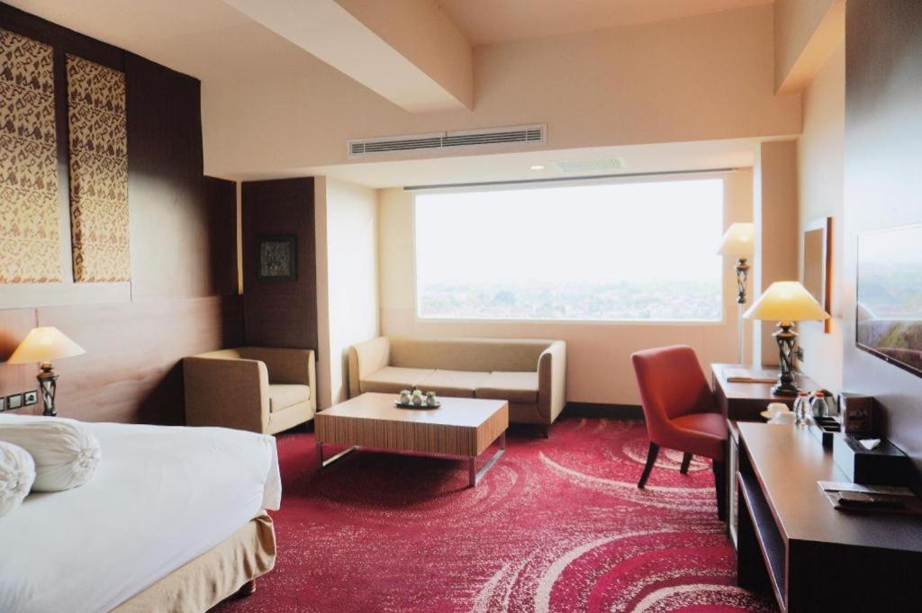 Indoluxe Hotel Jogjakarta Melati Exterior foto